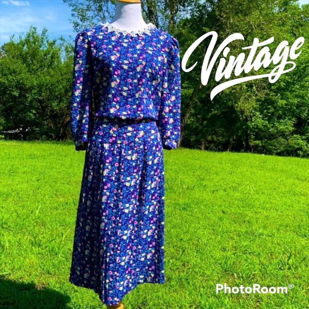 Vintage Bright Ditsy Floral Crochet Lace Collared Puff Sleeve Dress J T DRESS